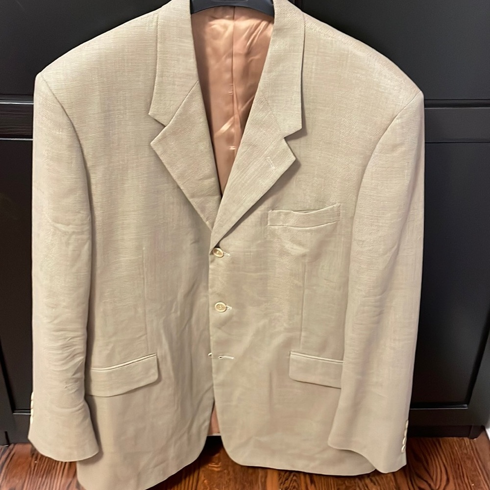 Mens Kenneth Cole blazer 44r 100% wool.